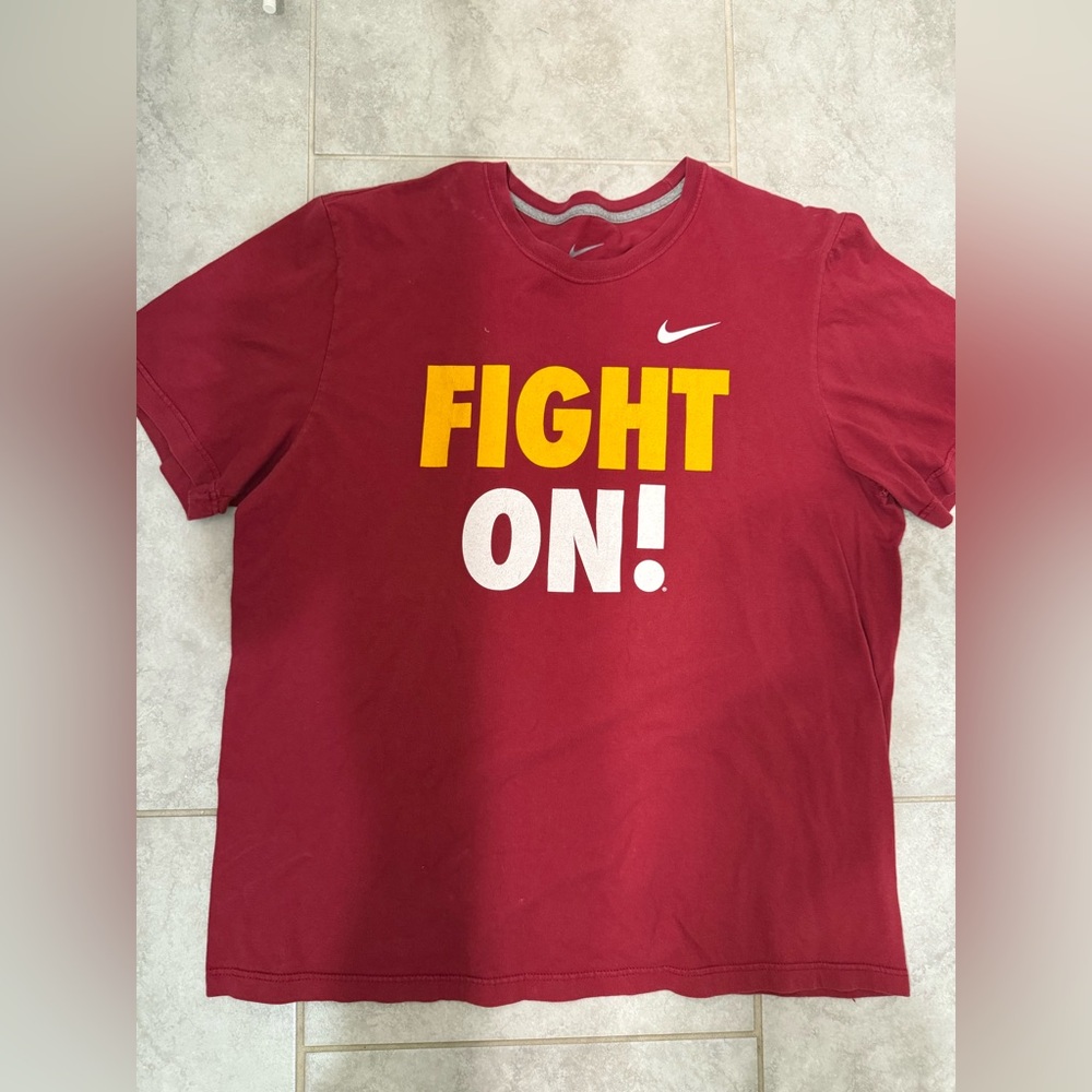 Nike USC Fight On T-Shirt M Maroon Gold Graphic Trojans NCAA Football